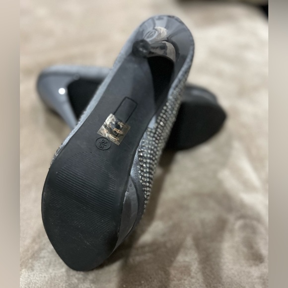 Metallic Grey Platform Stiletto - Picture 4 of 4